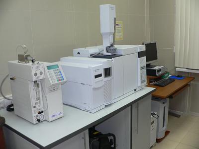 Хромато-масс-спектрометр: газовый хроматограф Agilent 7890A c квадрупольным детектором Agilent 5975C